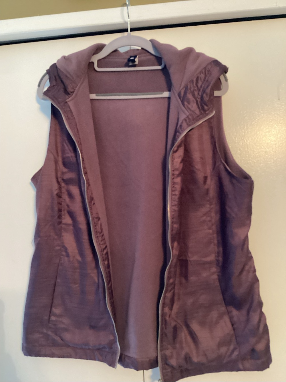 Gear For Sports Mauve Sleeveless Hooded Zip Vest